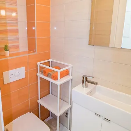 Apartment Oneum Omis