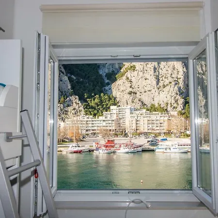 Apartment Oneum Omis